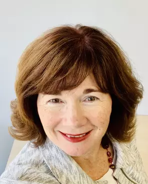 Maureen Flavin, Downers Grove, Real Estate Agent